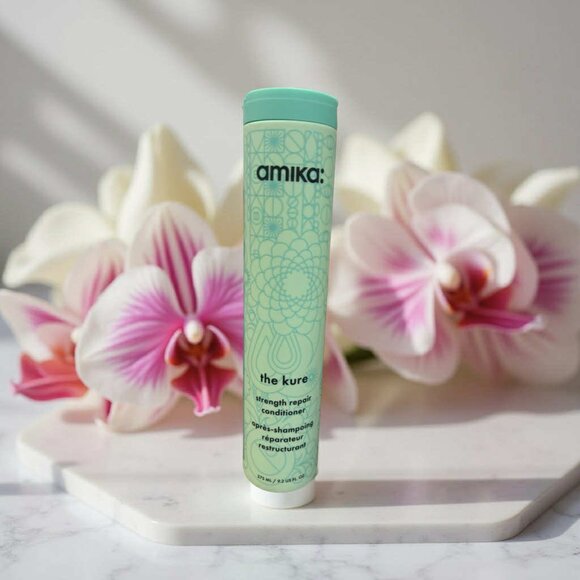 Amika Strength Hair Repair Routine Kure Set Shampoo Conditioner 9.2 oz - Picture 3 of 3